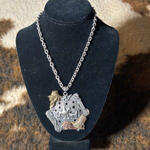 DaVinci Western necklace